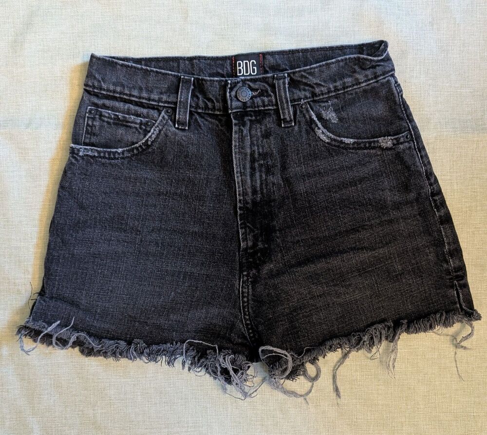 BDG Girlfriend High Rise Black Cut-Off Jean Shorts Womens 27